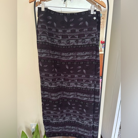 Gloria Vanderbilt 90s midi skirt - Picture 2 of 3